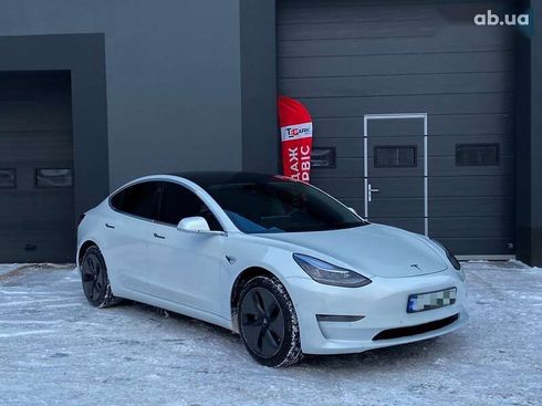 Tesla Model 3 2019 - фото 12
