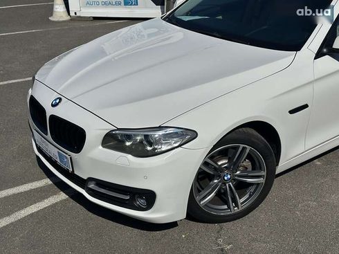 BMW 5 серия 2016 - фото 9