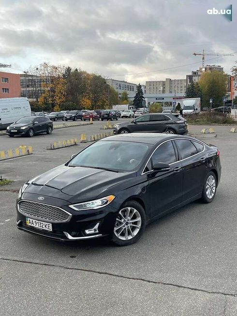 Ford Fusion 2020 - фото 3