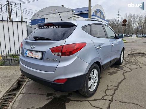 Hyundai Tucson 2012 - фото 6