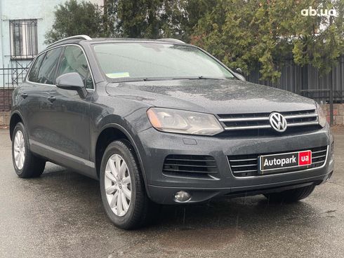 Volkswagen Touareg 2010 черный - фото 5