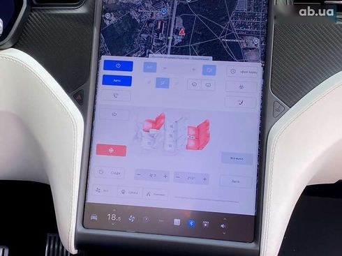 Tesla Model X 2019 - фото 25