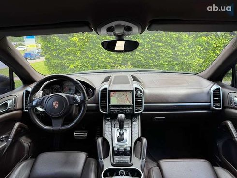 Porsche Cayenne 2011 - фото 28