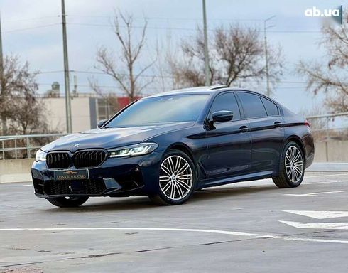 BMW 5 серия 2020 - фото 2