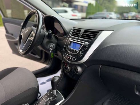 Hyundai Accent 2013 - фото 26