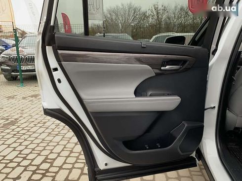Toyota Highlander 2024 - фото 26