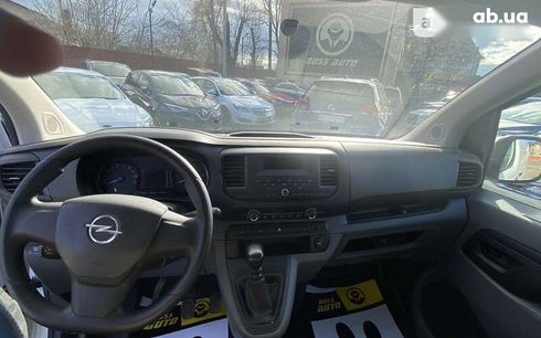 Opel Vivaro 2019 - фото 10