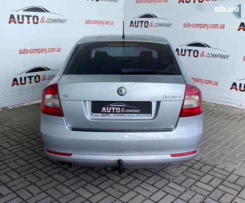 Skoda Octavia 2011 - фото 4