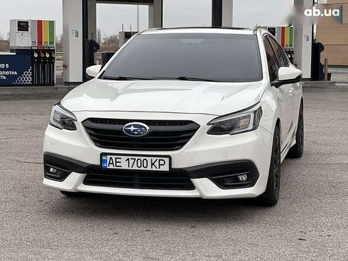 Subaru Legacy 2020 - фото 13