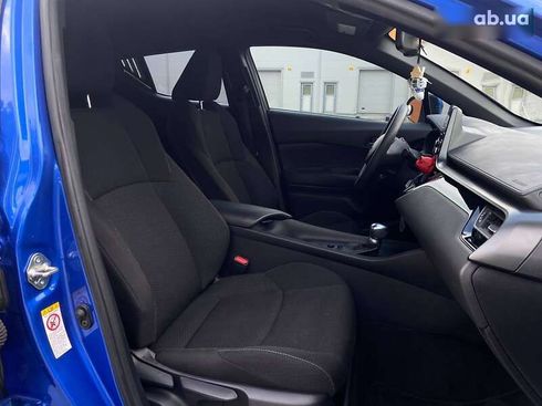 Toyota C-HR 2018 - фото 20