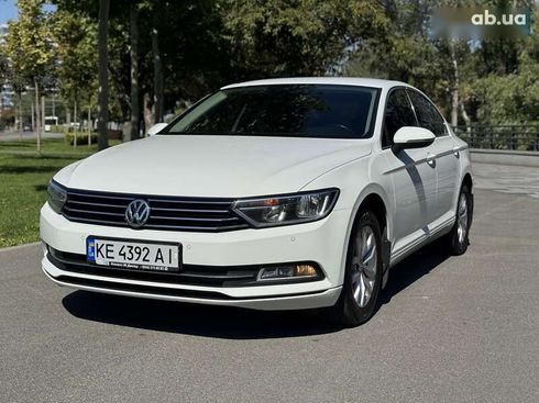 Volkswagen Passat 2015 - фото 2