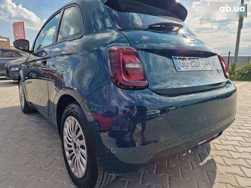 Fiat 500E 2022 - фото 15