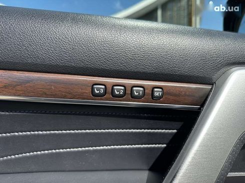Toyota Land Cruiser 2019 - фото 21