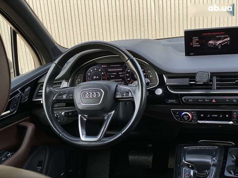 Audi Q7 2017 - фото 30