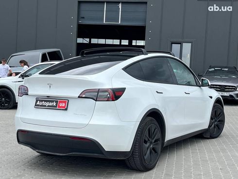 Tesla Model Y 2024 белый - фото 10