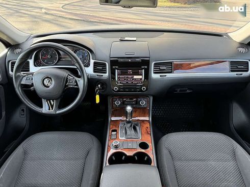 Volkswagen Touareg 2012 - фото 28