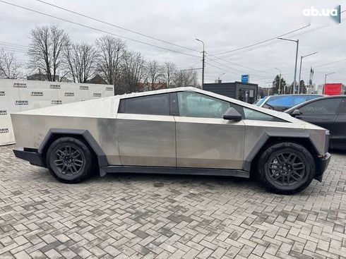 Tesla Cybertruck 2024 - фото 14