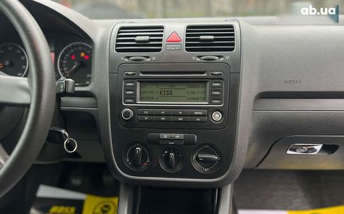 Volkswagen Golf 2004 - фото 11