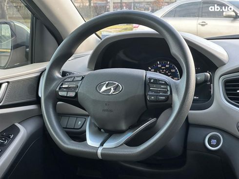 Hyundai Ioniq 2017 серый - фото 23