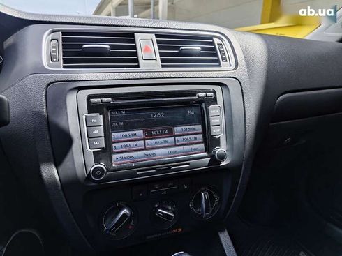 Volkswagen Jetta 2012 - фото 20