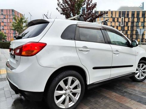 Mitsubishi Outlander 2015 - фото 22