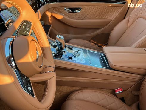 Bentley Continental GT 2021 - фото 36