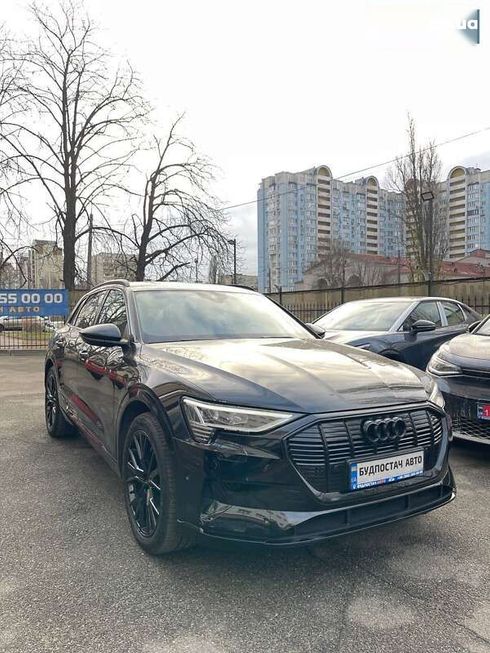 Audi E-Tron 2021 - фото 28