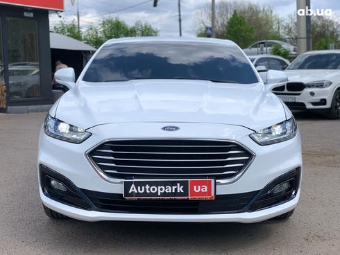 Ford Mondeo 2019 белый - фото 2