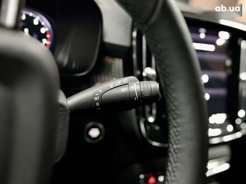 Volvo XC40 2022 - фото 20