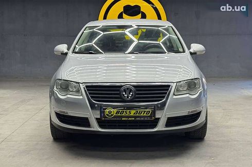 Volkswagen Passat 2010 - фото 2