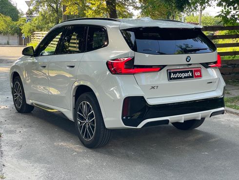 BMW X1 2023 белый - фото 7