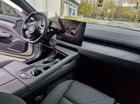 Zeekr 001 2025 - фото 24