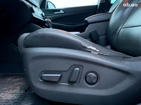 Hyundai Tucson 2017 красный - фото 20