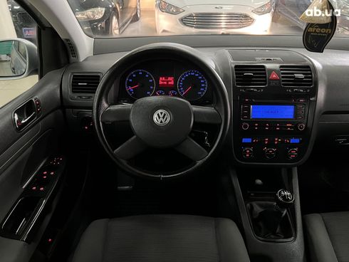 Volkswagen Golf 2005 серебристый - фото 5