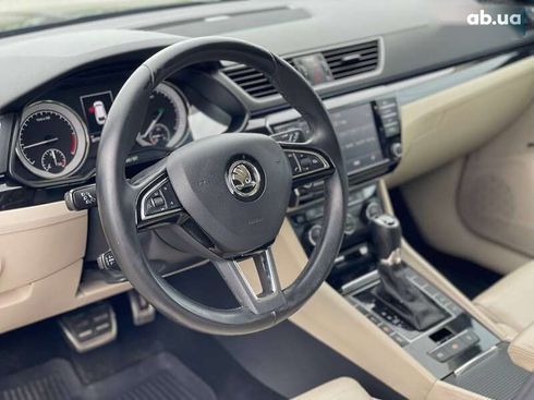 Skoda Superb 2016 - фото 30
