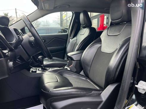 Jeep Cherokee 2019 - фото 6