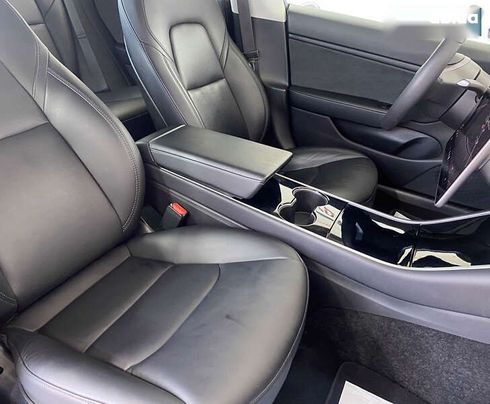 Tesla Model 3 2020 - фото 10