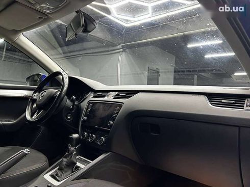 Skoda Octavia 2018 - фото 17