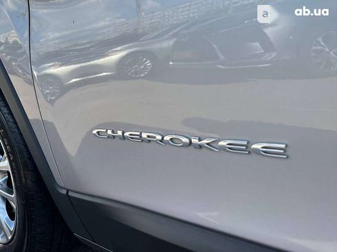 Jeep Cherokee 2018 - фото 25