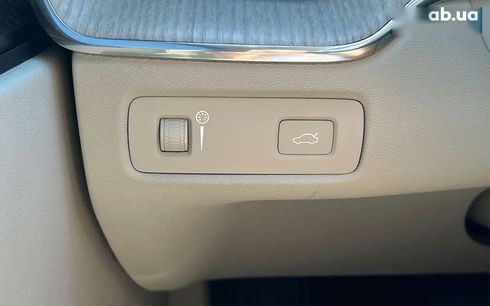 Volvo XC60 2020 - фото 25