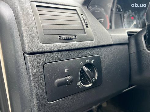 Skoda Fabia 2006 серый - фото 35