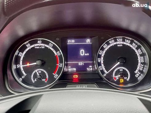 Skoda Fabia 2021 - фото 28