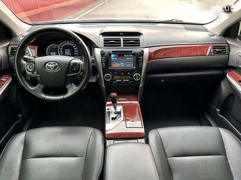 Toyota Camry 2011 - фото 22