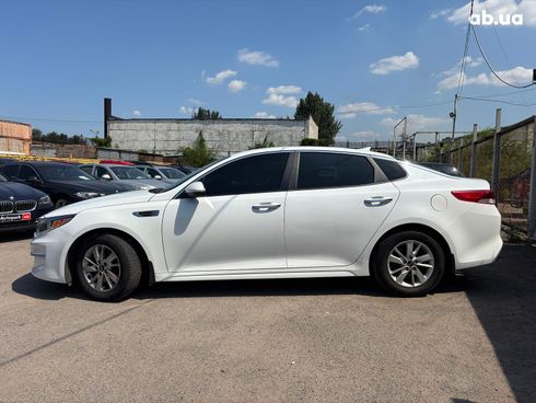 Kia Optima 2017 белый - фото 2