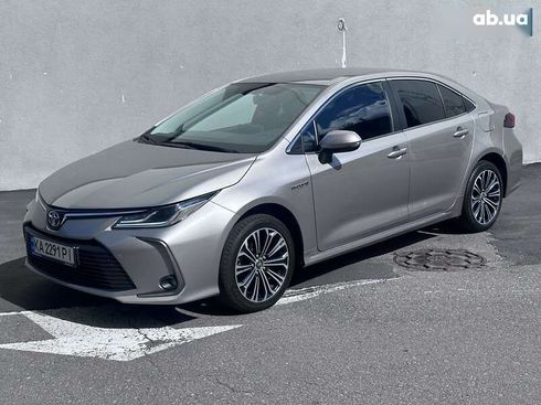 Toyota Corolla 2020 - фото 3