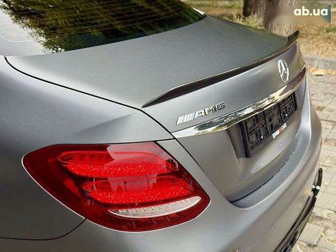 Mercedes-Benz E-Класс 2018 - фото 20
