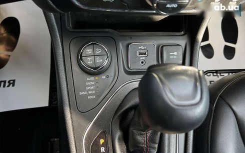 Jeep Cherokee 2019 - фото 21