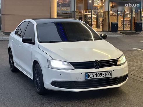 Volkswagen Jetta 2012 - фото 8
