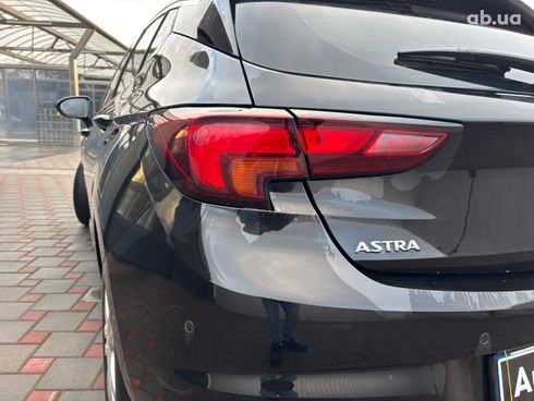 Opel Astra 2019 черный - фото 12