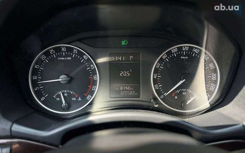 Skoda Octavia 2011 - фото 10